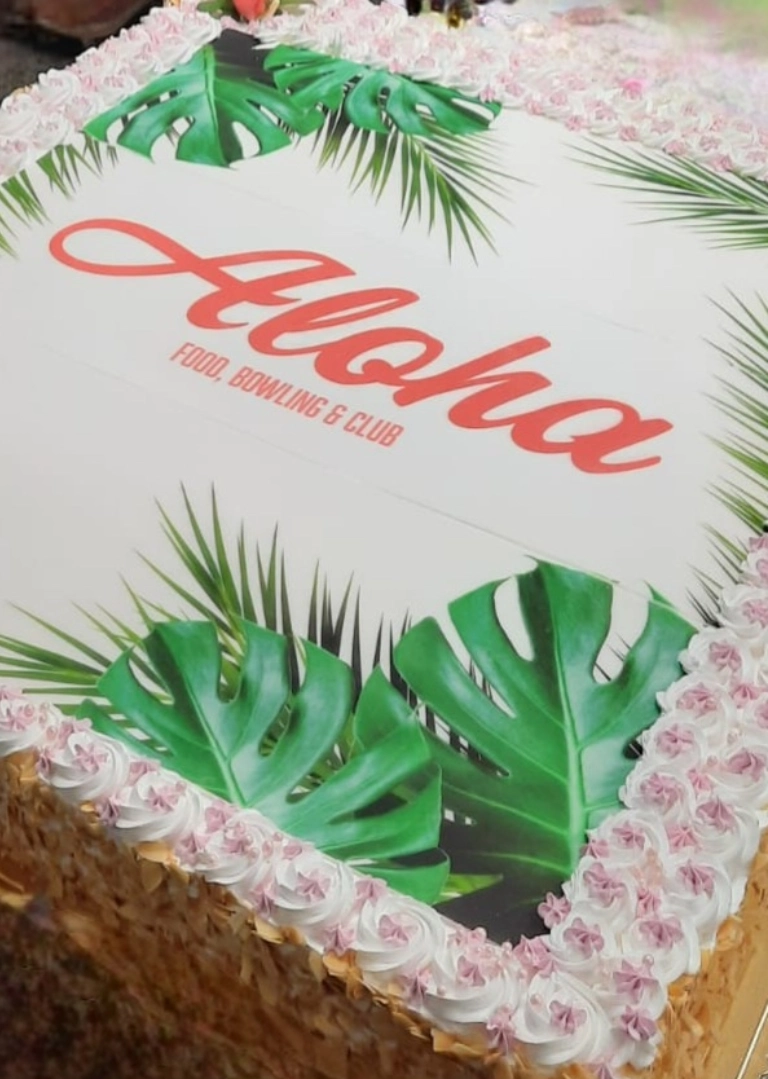 firmowy tort aloha
